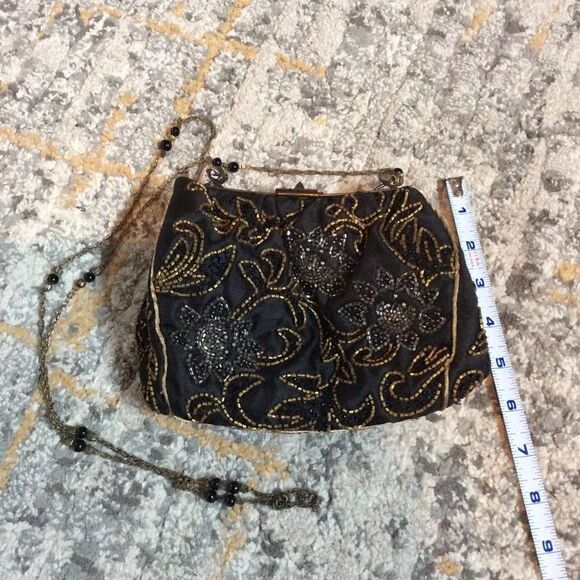 CHRISTIANA BEADED EVENING BAG W/FLOWER CLASP! EUC! - Picture 4 of 5